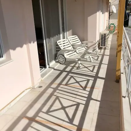 Azure Retreat Apartment Loutraki  Exterior photo