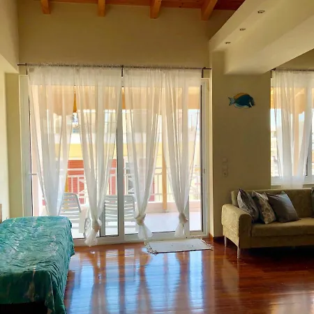 Azure Retreat Apartment Loutraki  Exterior photo